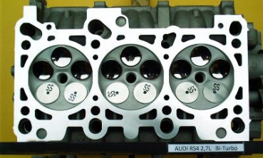 Audi RS4 B5 CNC-Zylinderkopfbearbeitung Setup4